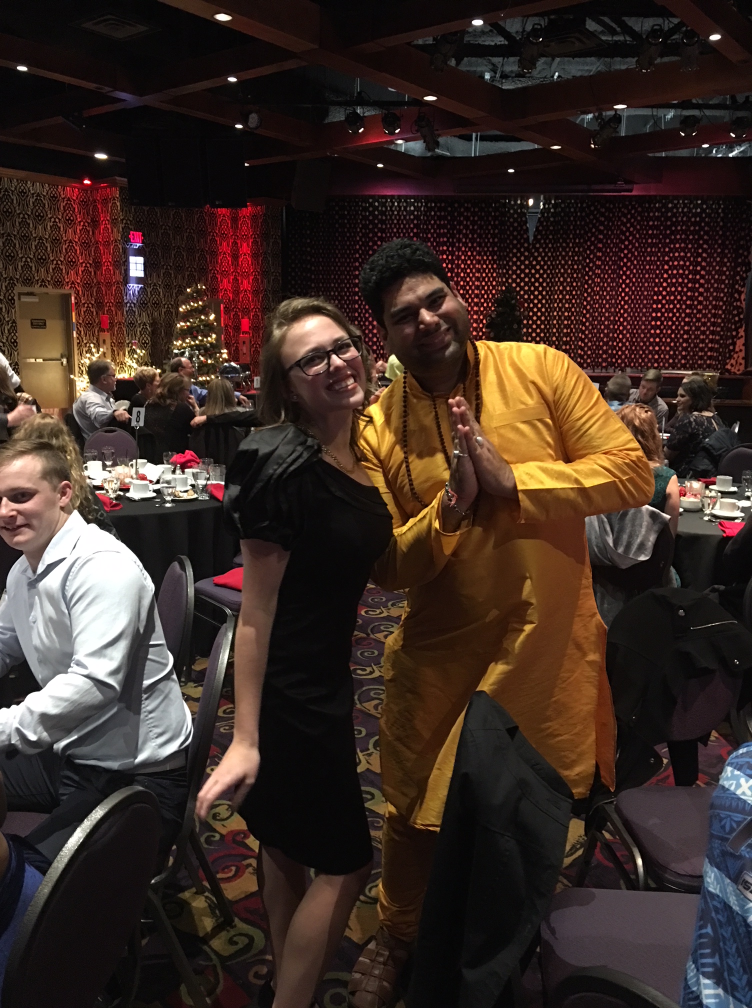 Hilarious Interactive Murder Mystery Dinner Theatre by Smoking Gun Entertainment!