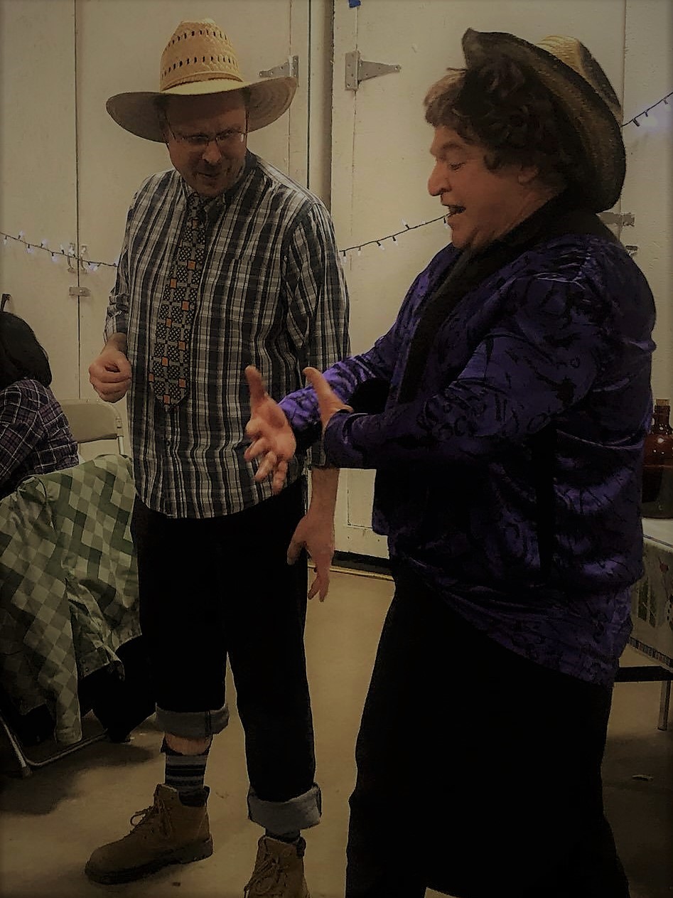 Hillbilly Wedding - Memaw teaches all about the art of pig-hollerin'!