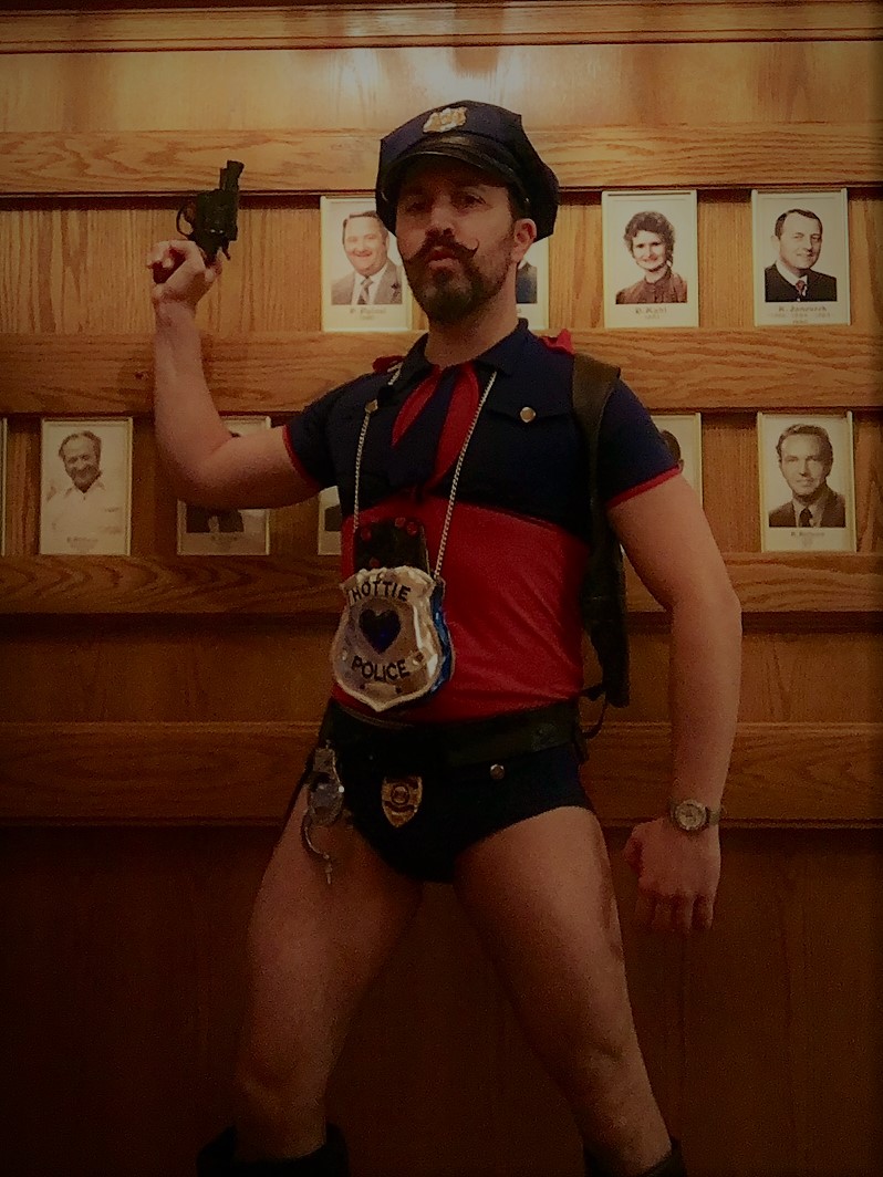 Resort to Murder - Terry Shane, private dick for hire