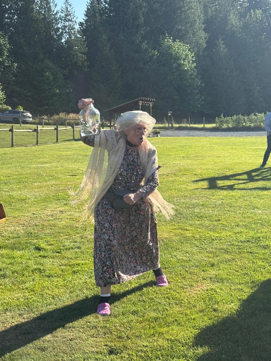 Hillbilly Wedding, Chestnut Springs Cidery, near Abbotsford